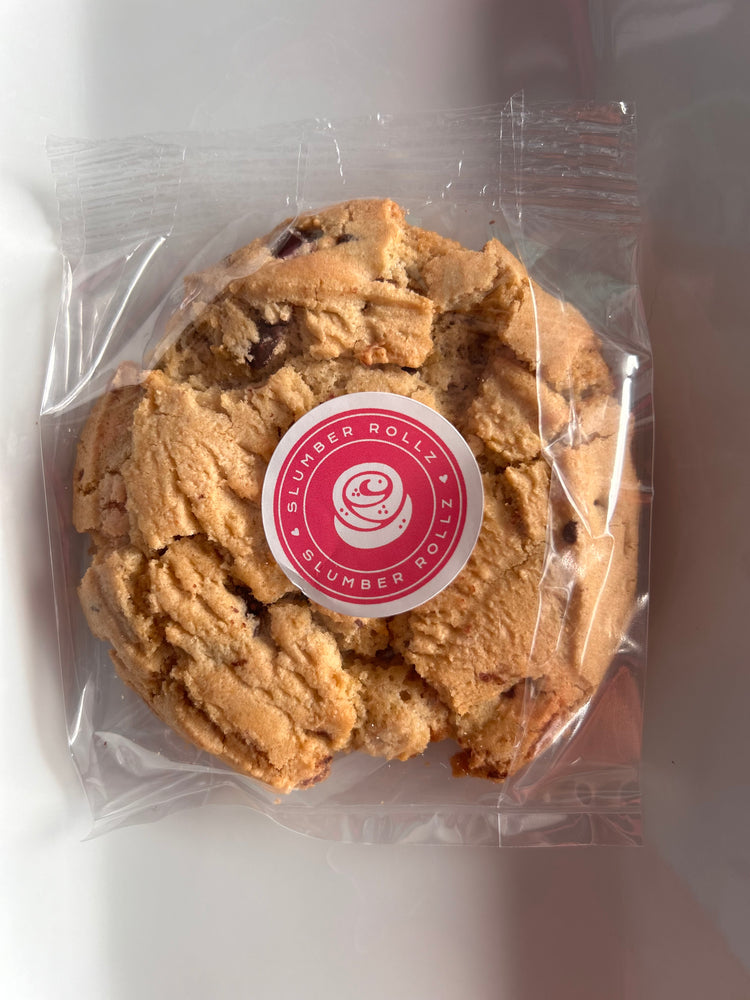 
            
                Load image into Gallery viewer, Sensational Chocolate Chip Cookie
            
        