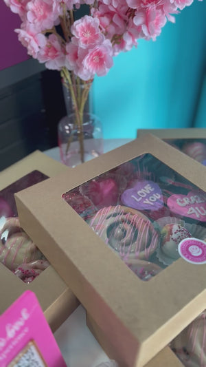 
            
                Load and play video in Gallery viewer, Valentine Custom Dessert Boxes
            
        